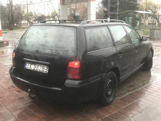 Черный Фольксваген Пассат, объемом двигателя 1.9 л и пробегом 3 тыс. км за 1200 $, фото 3 на Automoto.ua