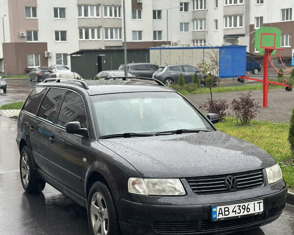 Черный Фольксваген Пассат, объемом двигателя 1.78 л и пробегом 275 тыс. км за 3650 $, фото 7 на Automoto.ua