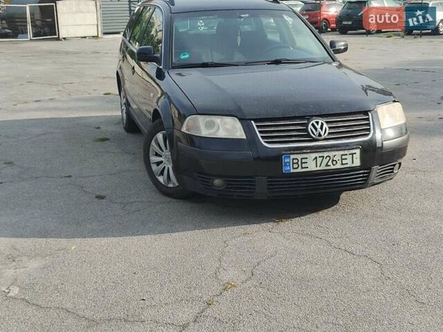 Черный Фольксваген Пассат, объемом двигателя 2 л и пробегом 200 тыс. км за 3899 $, фото 5 на Automoto.ua