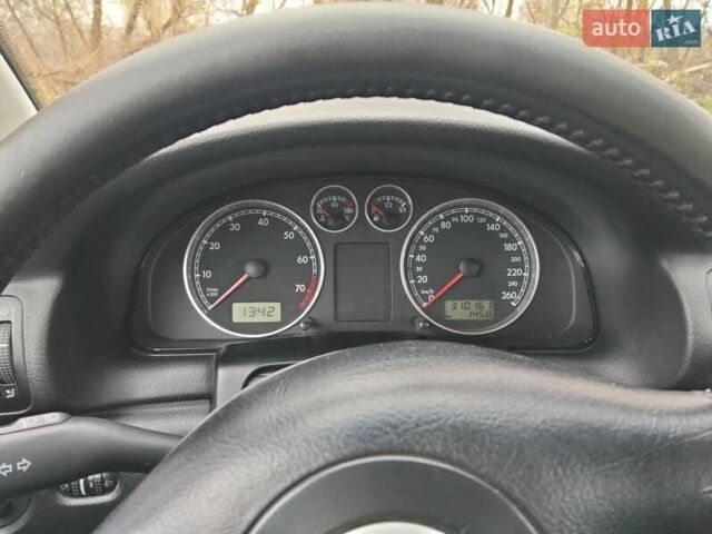 Черный Фольксваген Пассат, объемом двигателя 1.6 л и пробегом 310 тыс. км за 4400 $, фото 8 на Automoto.ua