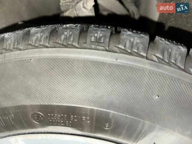 Чорний Фольксваген Пассат, об'ємом двигуна 1.9 л та пробігом 368 тис. км за 4450 $, фото 8 на Automoto.ua