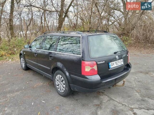 Черный Фольксваген Пассат, объемом двигателя 1.6 л и пробегом 310 тыс. км за 4400 $, фото 6 на Automoto.ua