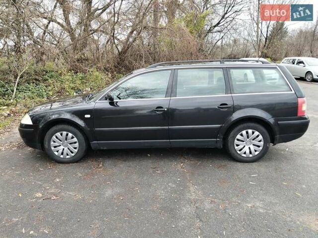 Черный Фольксваген Пассат, объемом двигателя 1.6 л и пробегом 310 тыс. км за 4400 $, фото 7 на Automoto.ua