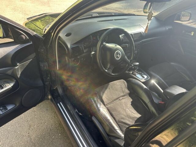 Чорний Фольксваген Пассат, об'ємом двигуна 2.5 л та пробігом 237 тис. км за 4600 $, фото 3 на Automoto.ua