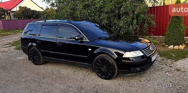 Черный Фольксваген Пассат, объемом двигателя 1.6 л и пробегом 322 тыс. км за 4800 $, фото 7 на Automoto.ua