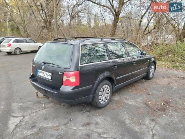 Черный Фольксваген Пассат, объемом двигателя 1.6 л и пробегом 310 тыс. км за 4400 $, фото 4 на Automoto.ua