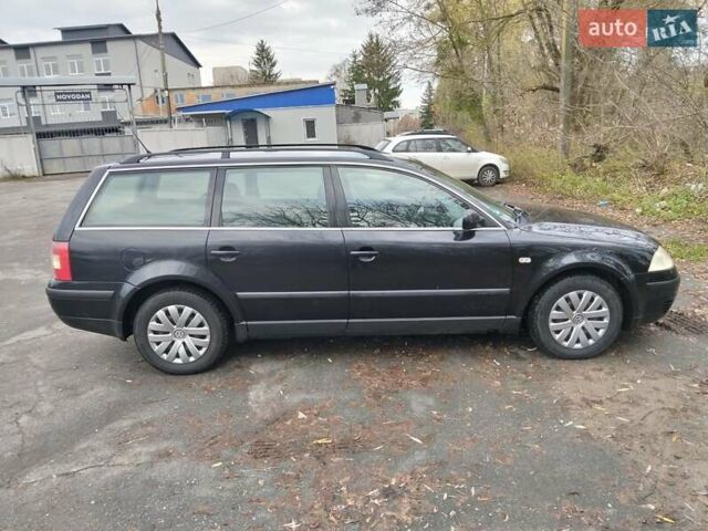 Черный Фольксваген Пассат, объемом двигателя 1.6 л и пробегом 310 тыс. км за 4400 $, фото 3 на Automoto.ua