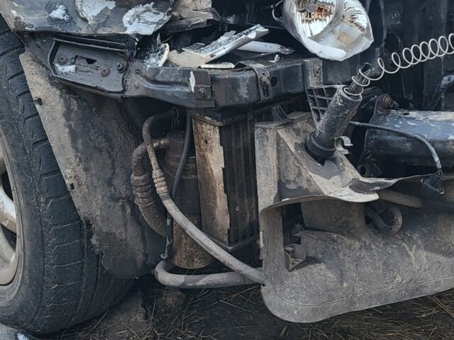 Чорний Фольксваген Пассат, об'ємом двигуна 2 л та пробігом 420 тис. км за 850 $, фото 2 на Automoto.ua