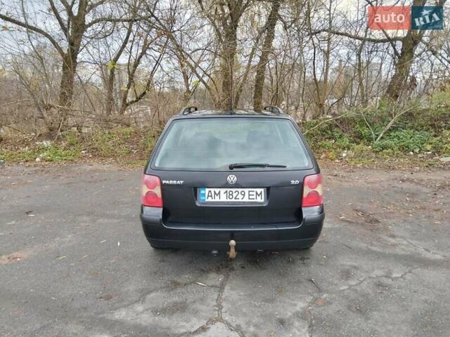 Черный Фольксваген Пассат, объемом двигателя 1.6 л и пробегом 310 тыс. км за 4400 $, фото 5 на Automoto.ua