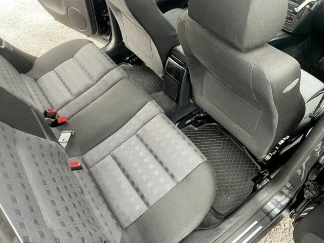 Черный Фольксваген Пассат, объемом двигателя 1.9 л и пробегом 215 тыс. км за 1150 $, фото 5 на Automoto.ua