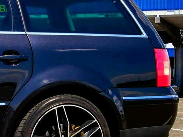 Черный Фольксваген Пассат, объемом двигателя 2.5 л и пробегом 285 тыс. км за 5600 $, фото 6 на Automoto.ua