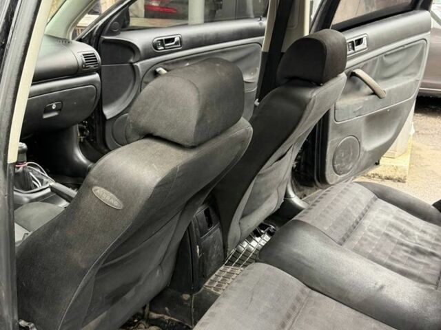 Чорний Фольксваген Пассат, об'ємом двигуна 2.5 л та пробігом 3 тис. км за 3599 $, фото 19 на Automoto.ua