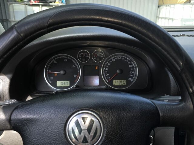 Черный Фольксваген Пассат, объемом двигателя 1.9 л и пробегом 300 тыс. км за 2450 $, фото 2 на Automoto.ua