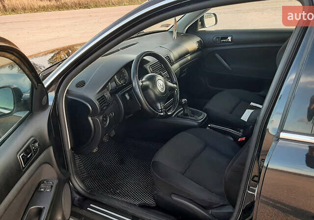 Черный Фольксваген Пассат, объемом двигателя 1.98 л и пробегом 231 тыс. км за 5000 $, фото 5 на Automoto.ua