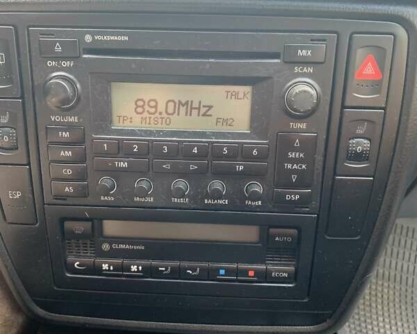 Черный Фольксваген Пассат, объемом двигателя 1.9 л и пробегом 331 тыс. км за 4500 $, фото 11 на Automoto.ua