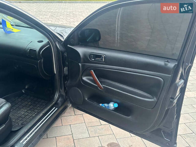 Черный Фольксваген Пассат, объемом двигателя 1.9 л и пробегом 361 тыс. км за 4699 $, фото 20 на Automoto.ua