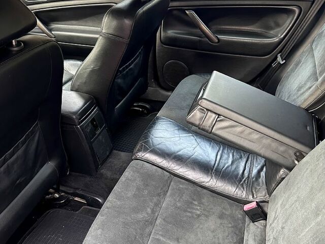 Черный Фольксваген Пассат, объемом двигателя 2 л и пробегом 200 тыс. км за 5500 $, фото 4 на Automoto.ua