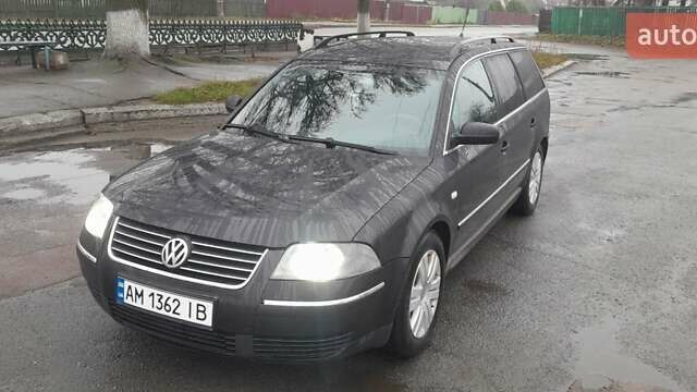 Чорний Фольксваген Пассат, об'ємом двигуна 2.5 л та пробігом 345 тис. км за 3600 $, фото 9 на Automoto.ua