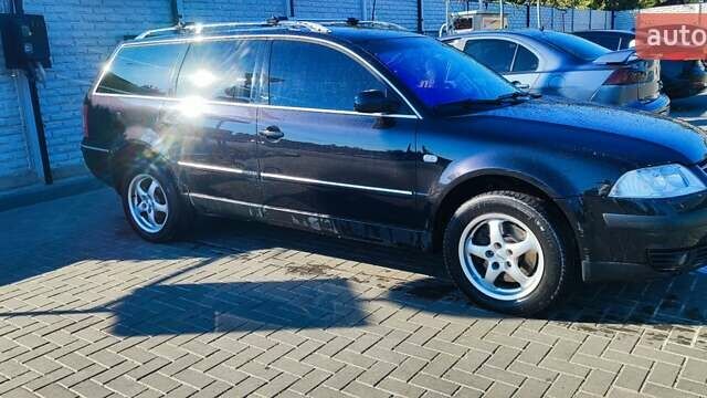 Черный Фольксваген Пассат, объемом двигателя 2.5 л и пробегом 416 тыс. км за 5500 $, фото 10 на Automoto.ua