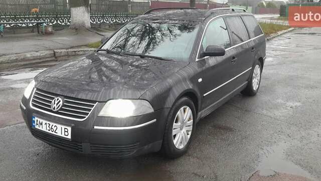 Чорний Фольксваген Пассат, об'ємом двигуна 2.5 л та пробігом 345 тис. км за 3600 $, фото 8 на Automoto.ua