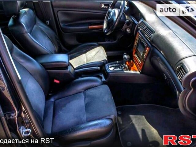 Черный Фольксваген Пассат, объемом двигателя 2.5 л и пробегом 285 тыс. км за 5600 $, фото 7 на Automoto.ua