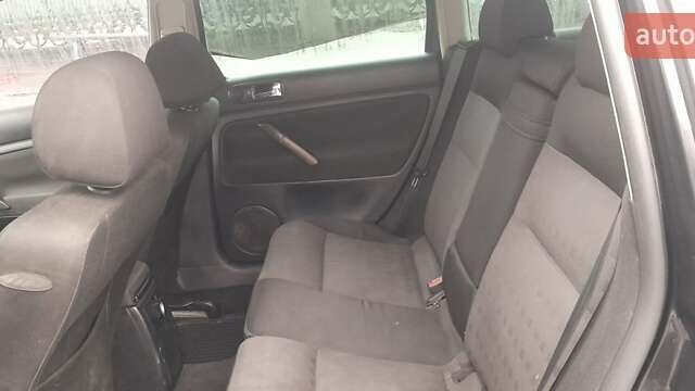 Чорний Фольксваген Пассат, об'ємом двигуна 2.5 л та пробігом 345 тис. км за 3600 $, фото 1 на Automoto.ua