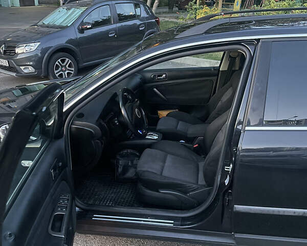 Черный Фольксваген Пассат, объемом двигателя 1.9 л и пробегом 280 тыс. км за 3800 $, фото 5 на Automoto.ua