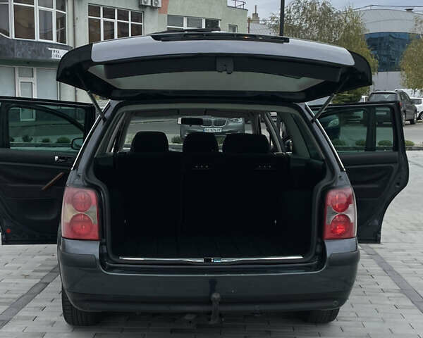 Чорний Фольксваген Пассат, об'ємом двигуна 1.9 л та пробігом 353 тис. км за 4400 $, фото 9 на Automoto.ua