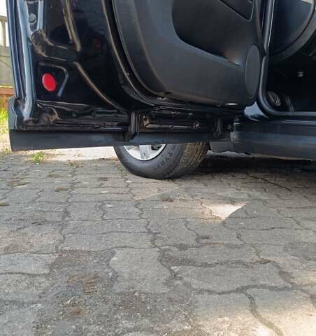 Черный Фольксваген Пассат, объемом двигателя 1.6 л и пробегом 306 тыс. км за 5300 $, фото 18 на Automoto.ua