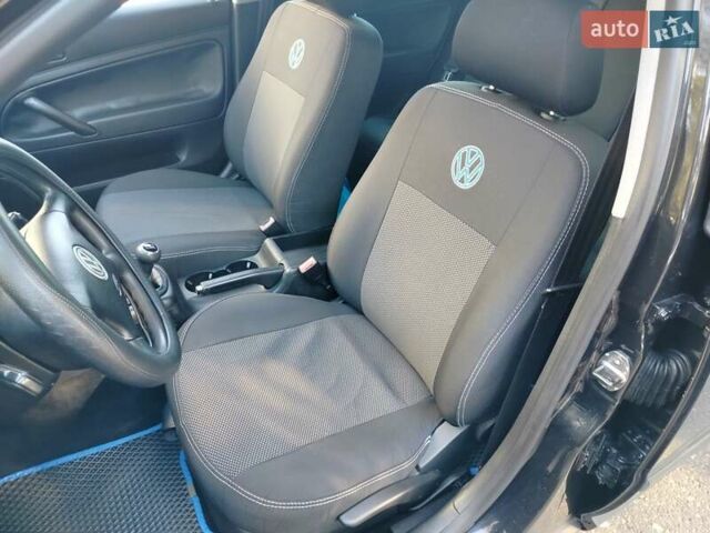 Черный Фольксваген Пассат, объемом двигателя 1.6 л и пробегом 228 тыс. км за 4990 $, фото 13 на Automoto.ua