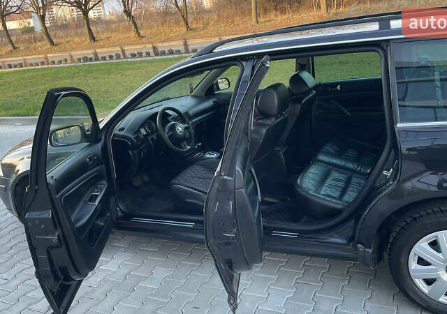 Черный Фольксваген Пассат, объемом двигателя 1.9 л и пробегом 250 тыс. км за 3999 $, фото 13 на Automoto.ua