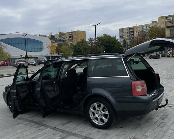 Чорний Фольксваген Пассат, об'ємом двигуна 1.9 л та пробігом 353 тис. км за 4400 $, фото 6 на Automoto.ua