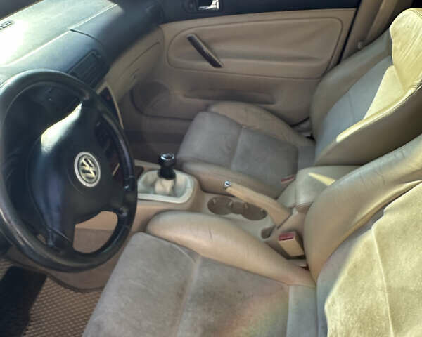 Черный Фольксваген Пассат, объемом двигателя 1.9 л и пробегом 290 тыс. км за 4700 $, фото 20 на Automoto.ua