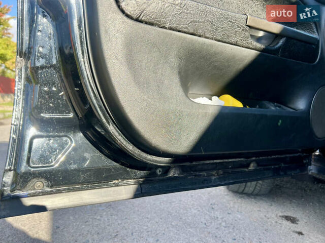 Чорний Фольксваген Пассат, об'ємом двигуна 2.5 л та пробігом 318 тис. км за 4199 $, фото 21 на Automoto.ua