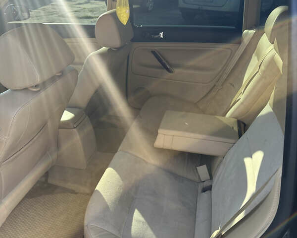 Черный Фольксваген Пассат, объемом двигателя 1.9 л и пробегом 290 тыс. км за 4700 $, фото 26 на Automoto.ua