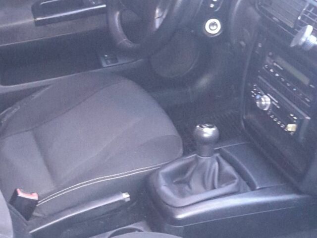 Чорний Фольксваген Пассат, об'ємом двигуна 2 л та пробігом 280 тис. км за 3950 $, фото 2 на Automoto.ua