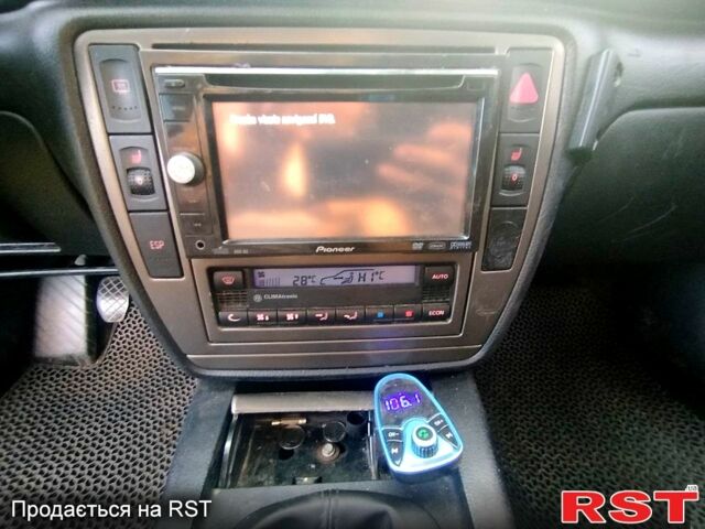 Черный Фольксваген Пассат, объемом двигателя 1.9 л и пробегом 270 тыс. км за 5100 $, фото 5 на Automoto.ua