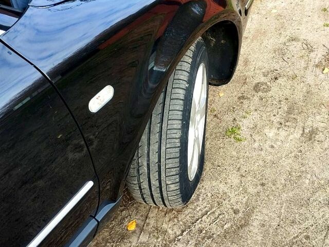 Черный Фольксваген Пассат, объемом двигателя 1.8 л и пробегом 233 тыс. км за 5700 $, фото 2 на Automoto.ua