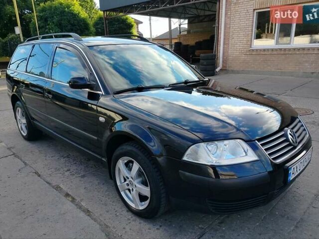 Черный Фольксваген Пассат, объемом двигателя 1.6 л и пробегом 228 тыс. км за 4990 $, фото 4 на Automoto.ua
