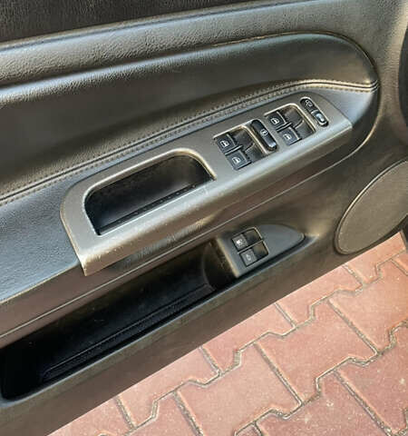 Черный Фольксваген Пассат, объемом двигателя 1.9 л и пробегом 250 тыс. км за 3999 $, фото 11 на Automoto.ua