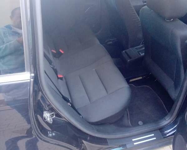 Черный Фольксваген Пассат, объемом двигателя 1.6 л и пробегом 200 тыс. км за 4400 $, фото 10 на Automoto.ua