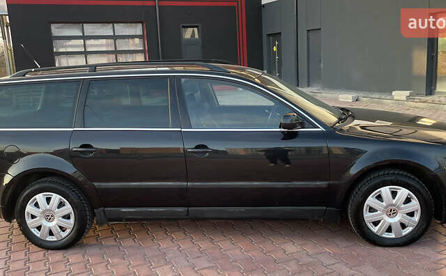 Черный Фольксваген Пассат, объемом двигателя 1.9 л и пробегом 250 тыс. км за 3999 $, фото 4 на Automoto.ua