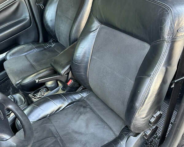 Черный Фольксваген Пассат, объемом двигателя 1.9 л и пробегом 358 тыс. км за 4600 $, фото 10 на Automoto.ua