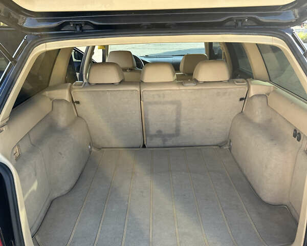 Черный Фольксваген Пассат, объемом двигателя 1.9 л и пробегом 290 тыс. км за 4700 $, фото 33 на Automoto.ua