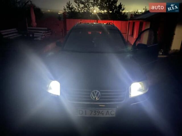 Черный Фольксваген Пассат, объемом двигателя 1.9 л и пробегом 301 тыс. км за 5000 $, фото 10 на Automoto.ua