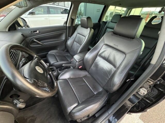 Чорний Фольксваген Пассат, об'ємом двигуна 1.9 л та пробігом 230 тис. км за 1250 $, фото 6 на Automoto.ua