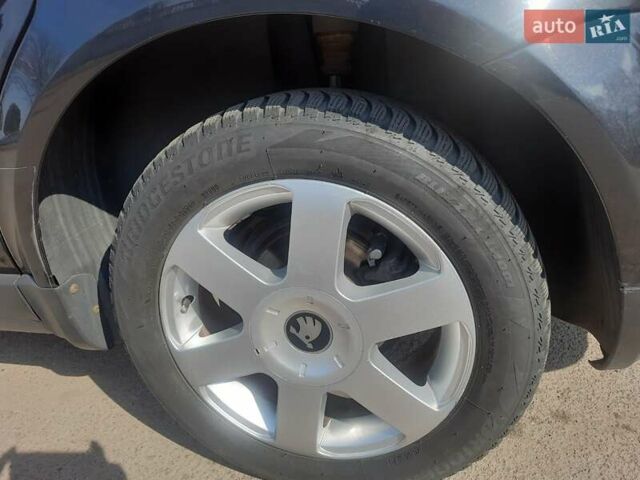 Черный Фольксваген Пассат, объемом двигателя 1.78 л и пробегом 244 тыс. км за 4800 $, фото 14 на Automoto.ua