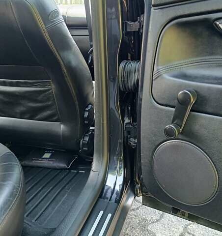 Черный Фольксваген Пассат, объемом двигателя 1.6 л и пробегом 306 тыс. км за 5300 $, фото 11 на Automoto.ua