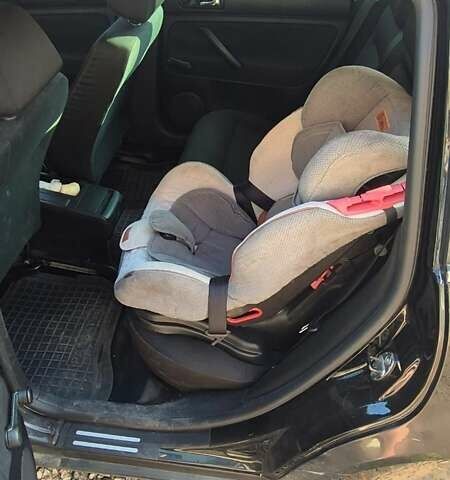 Черный Фольксваген Пассат, объемом двигателя 1.6 л и пробегом 296 тыс. км за 5200 $, фото 5 на Automoto.ua