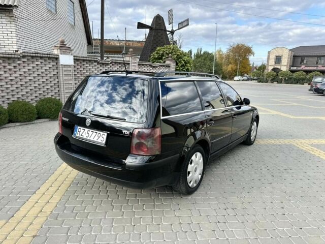 Черный Фольксваген Пассат, объемом двигателя 1.9 л и пробегом 320 тыс. км за 2550 $, фото 5 на Automoto.ua